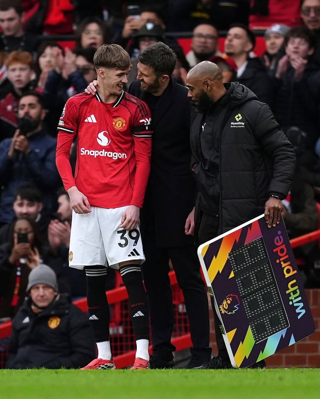 tylerfletch24 게시물 이미지: A dream come true to make my debut for @manutd...