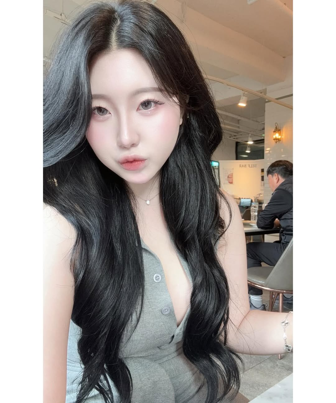 u_kong6812 게시물 이미지: 벚꽃보지말고 집에 있자 그냥