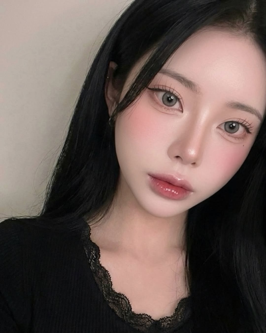 Photo shared by 유빈 on February 18, 2026 tagging @lensme_official. May be a selfie of one or more people, hair and text.