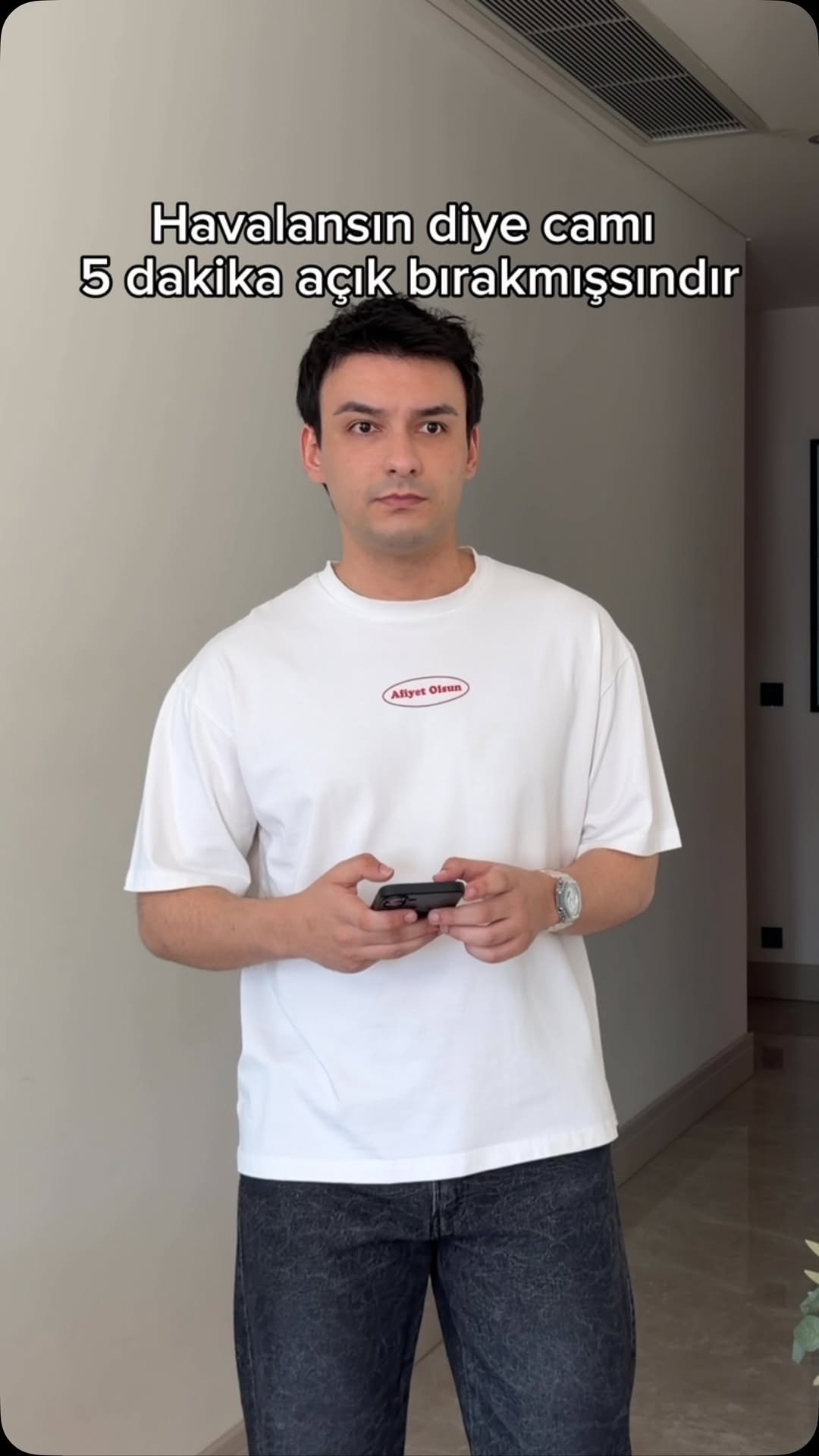 uberkuloz 게시물 이미지: Bu çekirgeler sizin evinize de geldi mi?