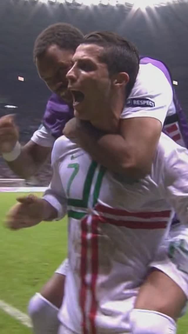 uefaeuro 게시물 이미지: Retro CR7 vs Czechia 🎥