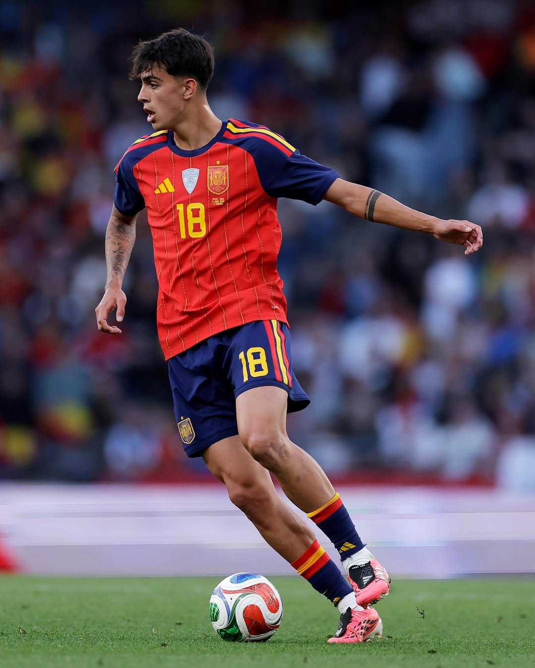 uefaeuro 게시물 이미지: Marc Bernal debut 🇪🇸