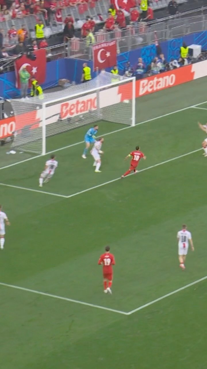 uefaeuro 게시물 이미지: Who remembers this great strike? 🥵