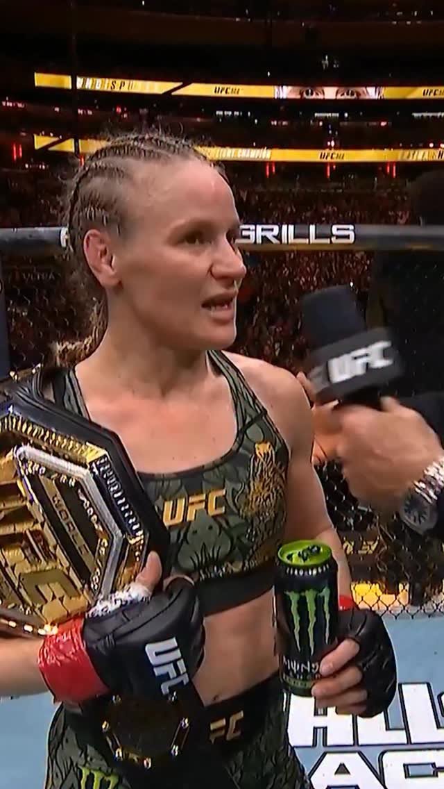 ufc 게시물 이미지: The flyweight queen has options 🤔

What do you...