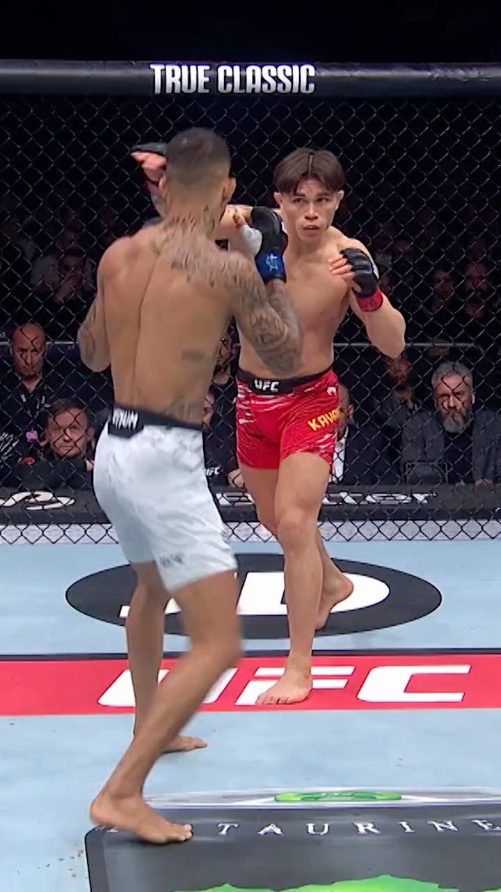 ufc 게시물 이미지: Stepping up to the challenge 😤

@lonkavanagh...