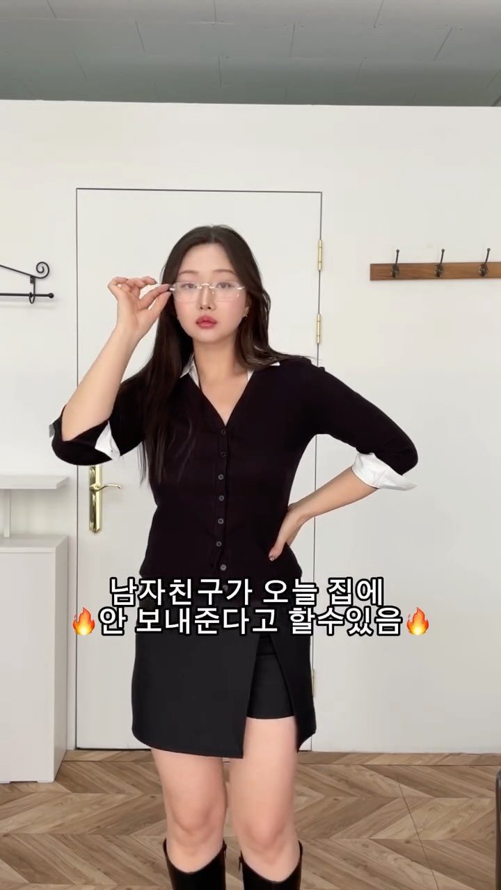 uglydeer.official 게시물 이미지: 🏷️“프나”남겨주시면 정보 보내드릴게요🫧🫶🏻
통통이들도 완벽하게 말라보이는...