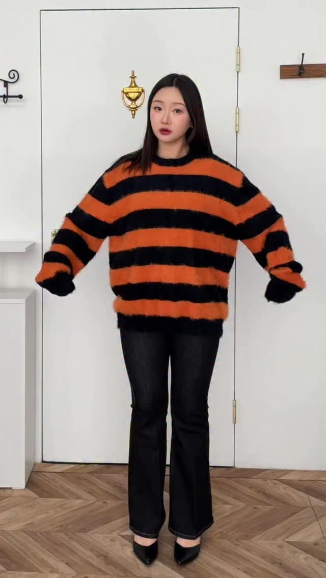 uglydeer.official 게시물 이미지: 🏷️“럭비티”남겨주시면 전체코디정보 보내드릴게요✨
럭비티는 가로스트라이프에...