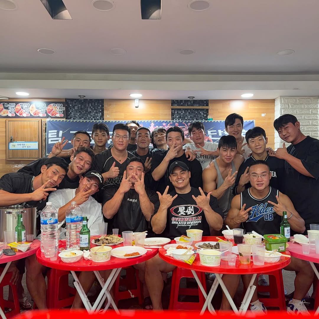 ukdamforce 게시물 이미지: 팀그로우 올 한해도 수고 많으셨습니다‼️
항상 이끌어주시는 대장님...