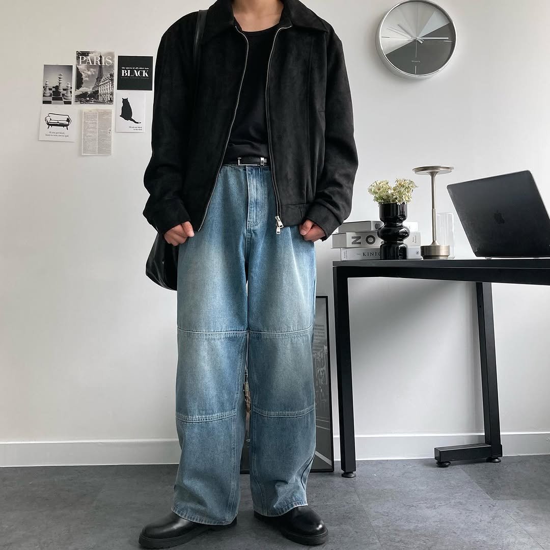 Photo by 얼티메이트 ㅣ 남자 쇼핑몰 on December 06, 2024.