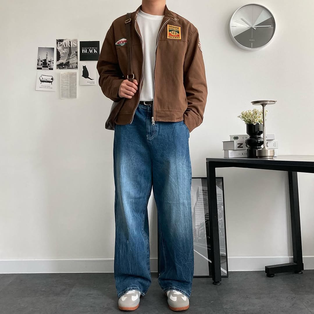 Photo by 얼티메이트 ㅣ 남자 쇼핑몰 on December 06, 2024.