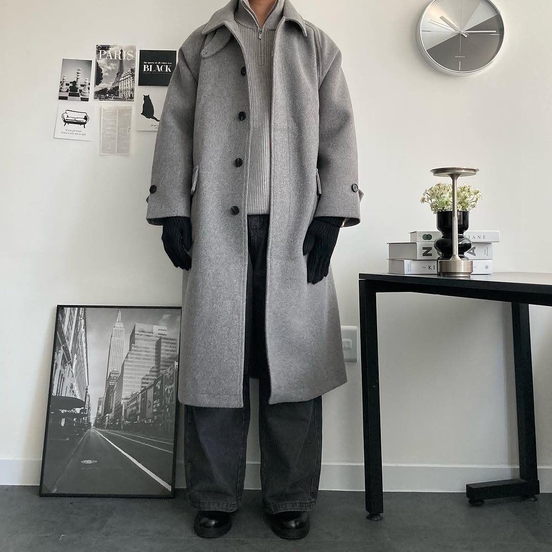 Photo by 얼티메이트 ㅣ 남자 쇼핑몰 on December 14, 2024.