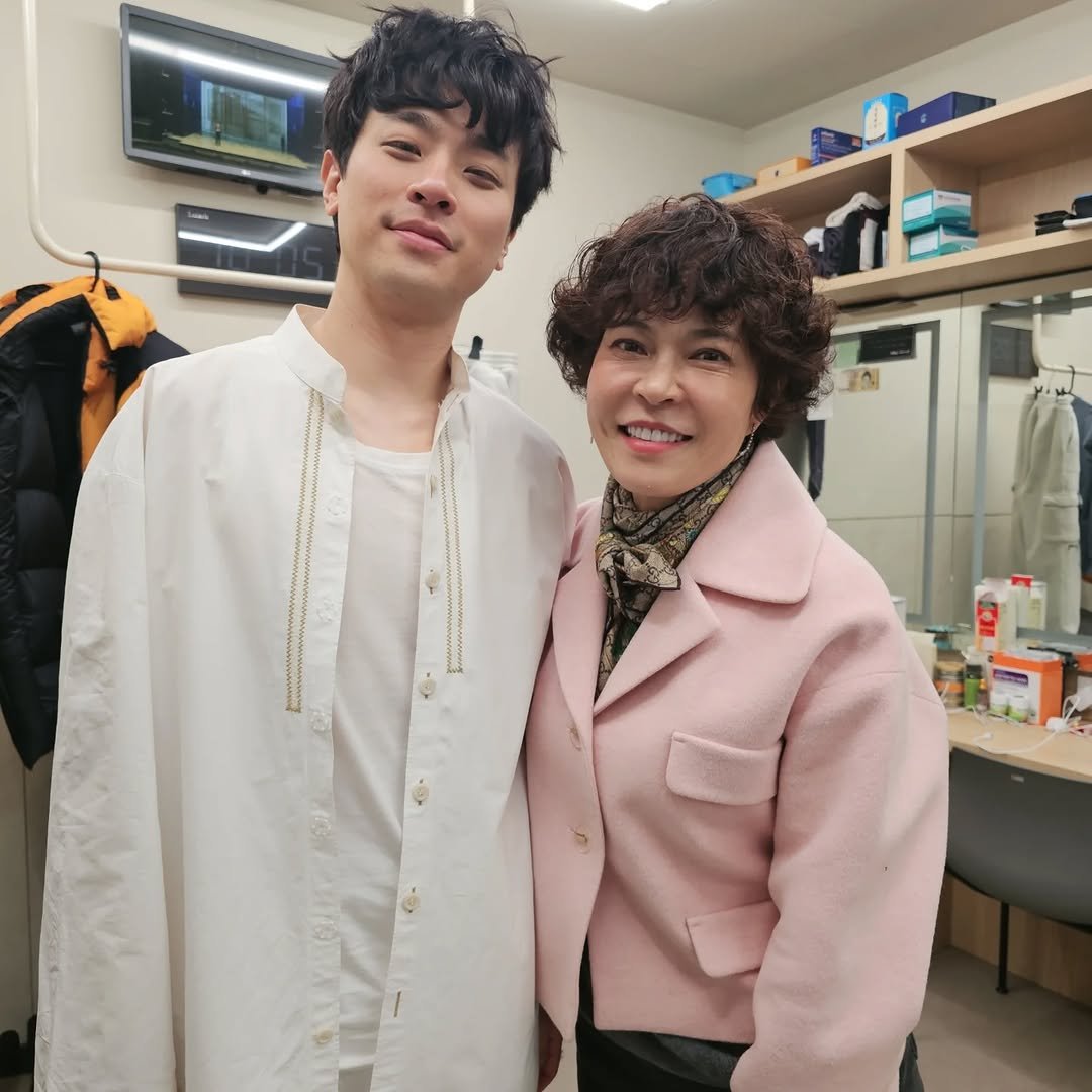 Photo by 조혜련 on February 20, 2026. May be an image of one or more people, bangs and text.