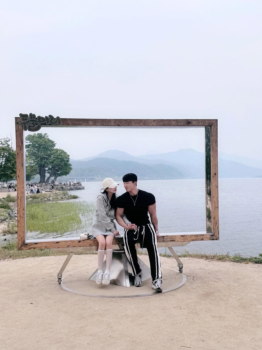 um__ni_fit 게시물 이미지: 처음 고백할 때 매일 같이 근사하고 화려한 건 못 해줘도
내가 안 가본 곳은 다...