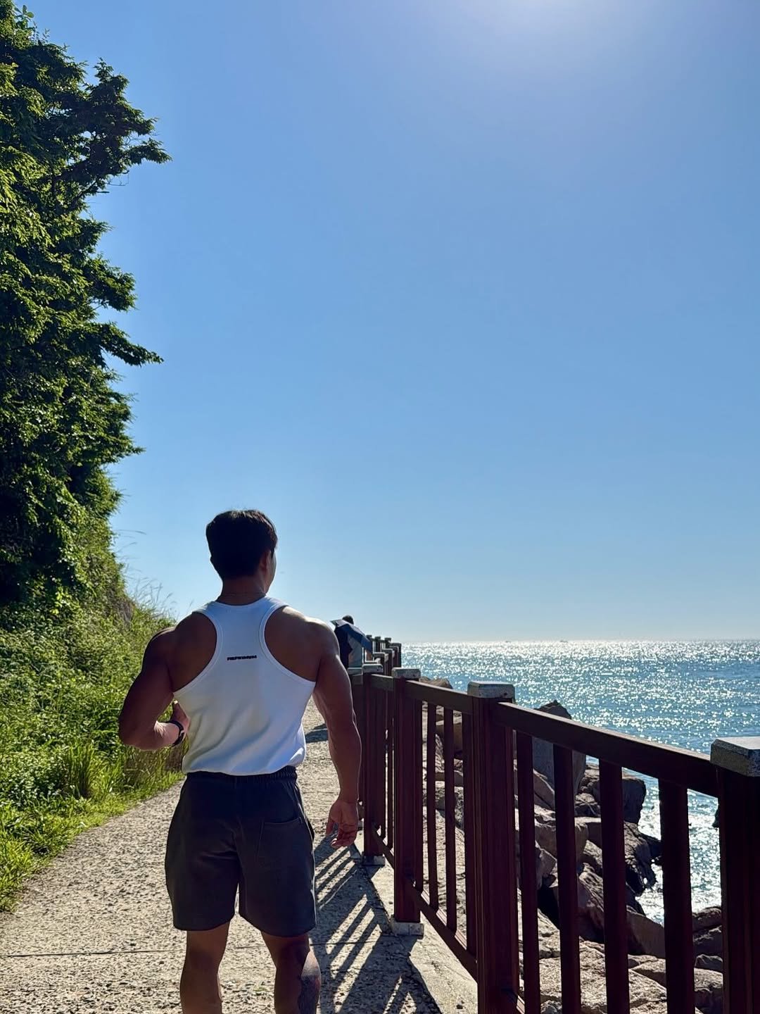 um__ni_fit 게시물 이미지: 바다 보며 잠시 마음 정리하고 좋은 기운 충전하고 오기

이제 마지막 대회까지...