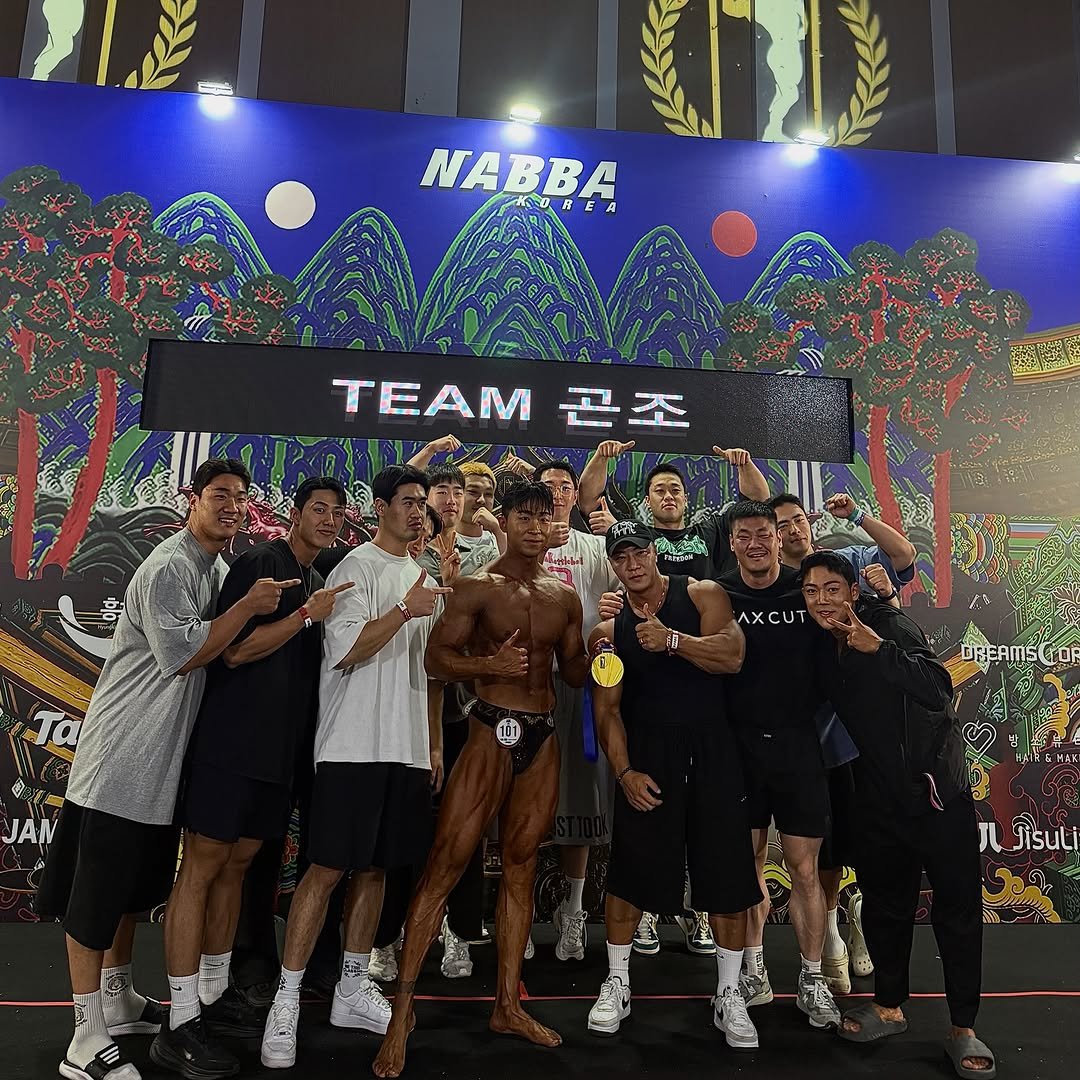 um__ni_fit 게시물 이미지: #끝

오늘 6월 13일 소중한 사람들과 보내야 할 황금같은 토요일에
먼 길을...