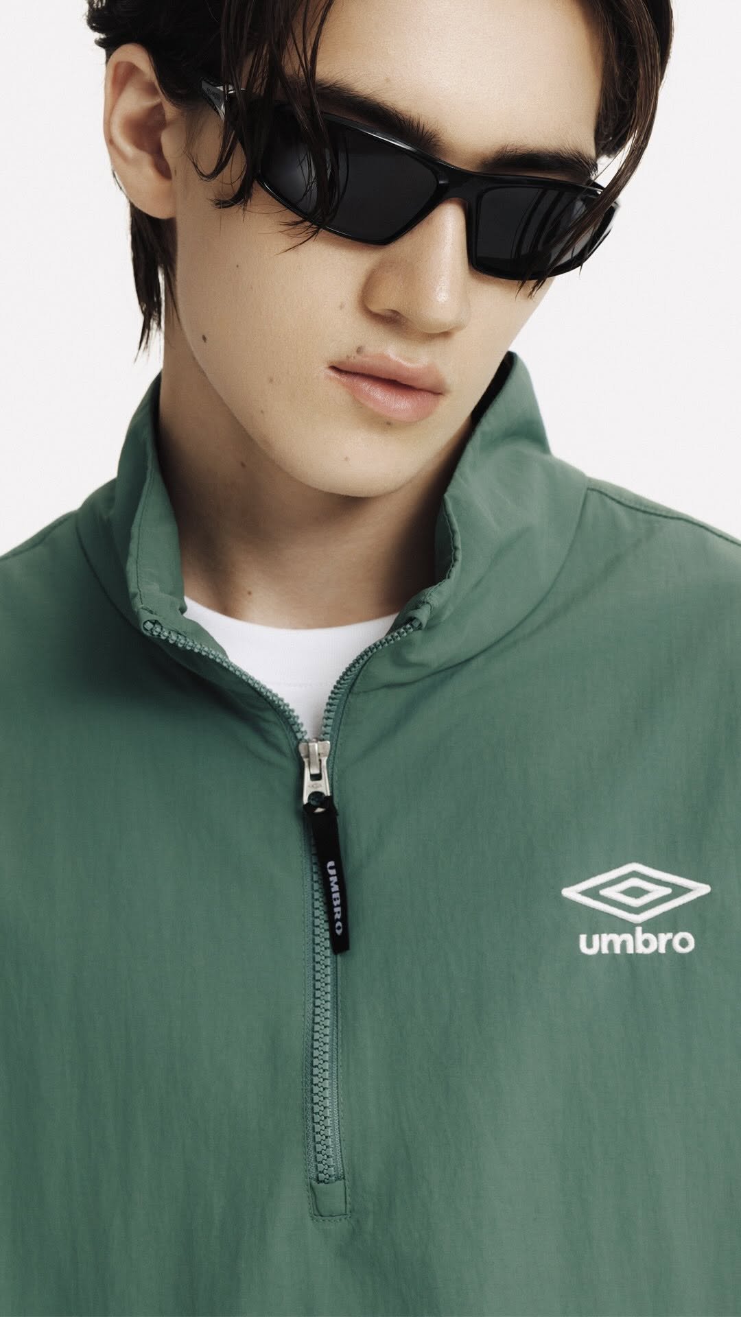 umbrokorea 게시물 이미지: 엄브로 클래식 시리즈.
깔끔한 실루엣과 실용적인 디테일을 경험해보세요.
#엄브로...