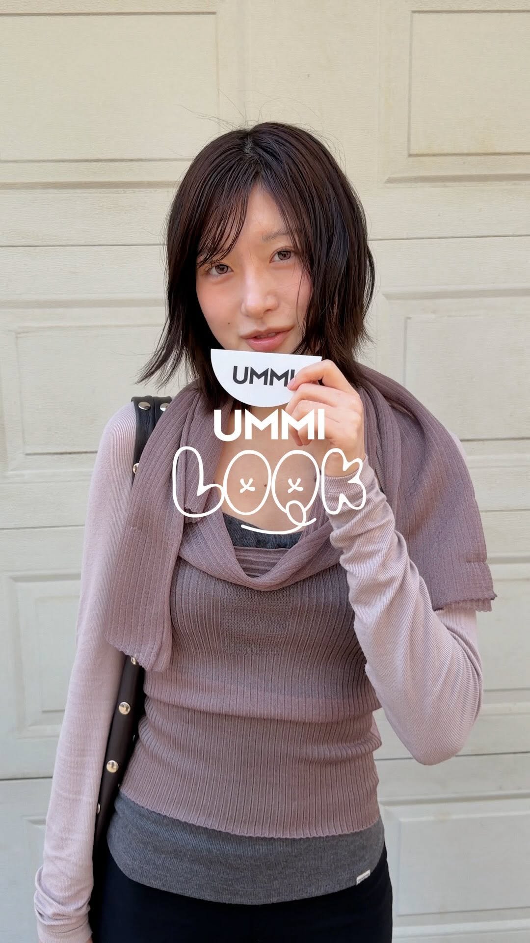 ummi_magazine 게시물 이미지: 여기는 한남동. 💅 음미의 레이더망에 포착된 이 소녀. 청순한 외모와 통통 튀는...