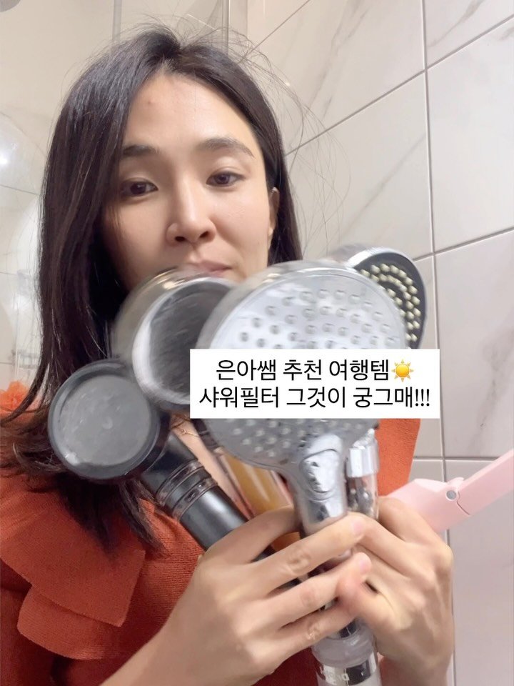 unane_home 게시물 이미지: 저희 집에 종류별로 샤워 필터가 엄청 많죠😆
(다른것도 한 서너가지 더...