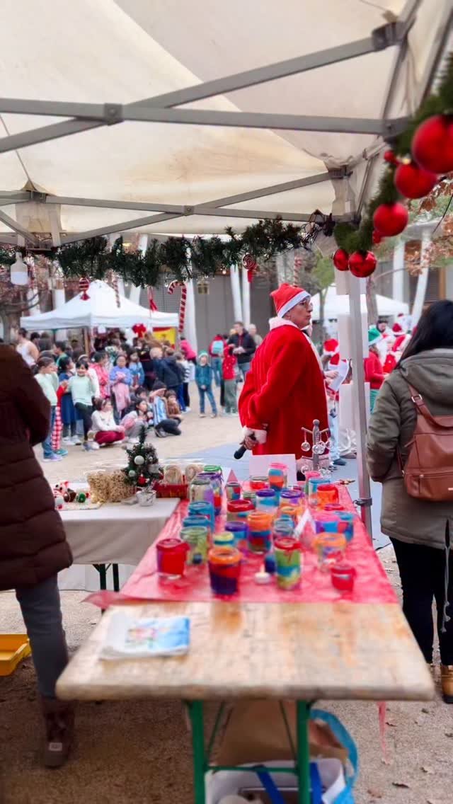 unane_home 게시물 이미지: 학교의 큰 행사중의 하나인 크리스마스 마켓!

아이들이 수업시간에 만든
크리스마스...