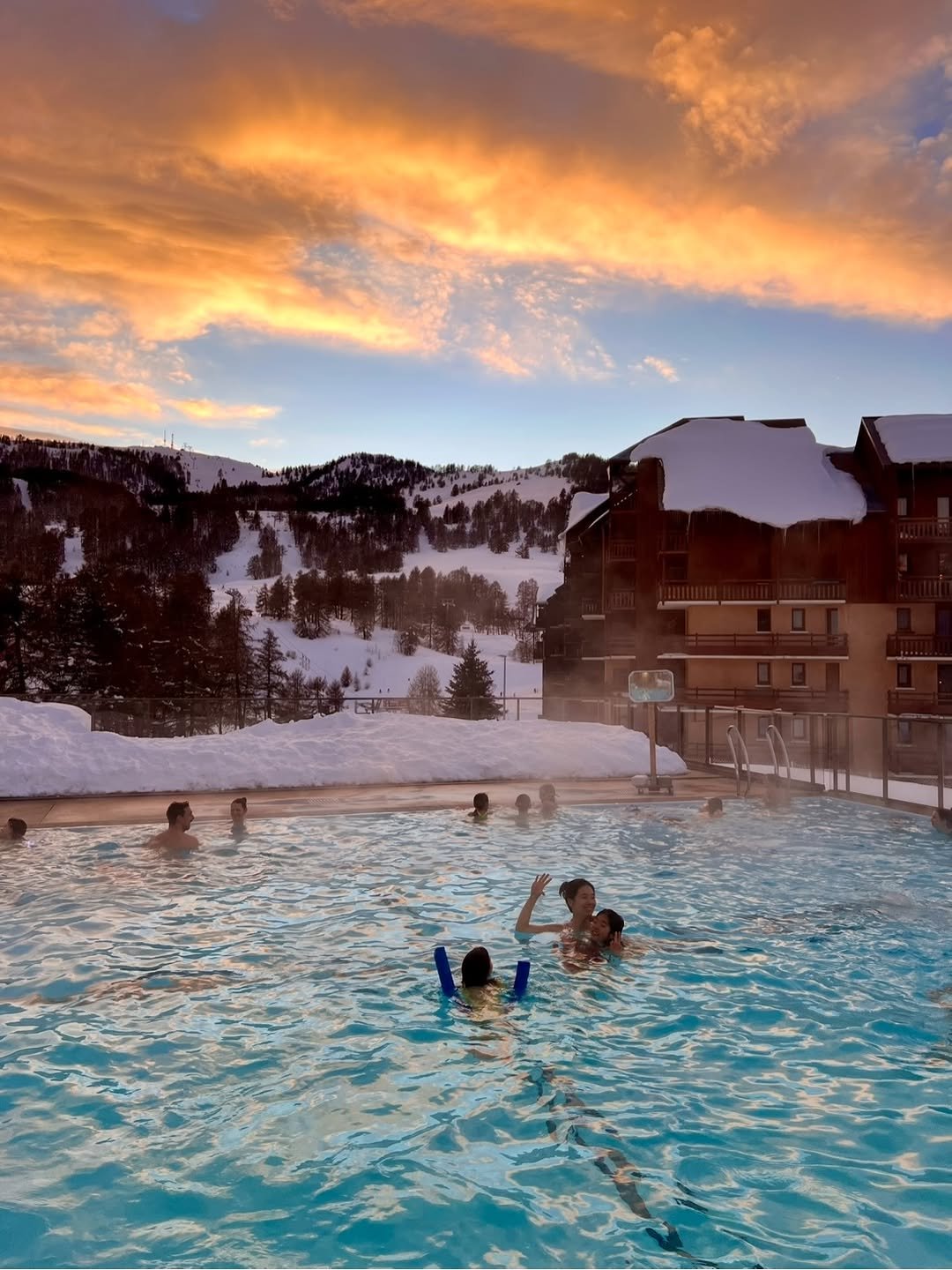 Photo by 최은아 on February 20, 2026. May be an image of swimming, ski and text.