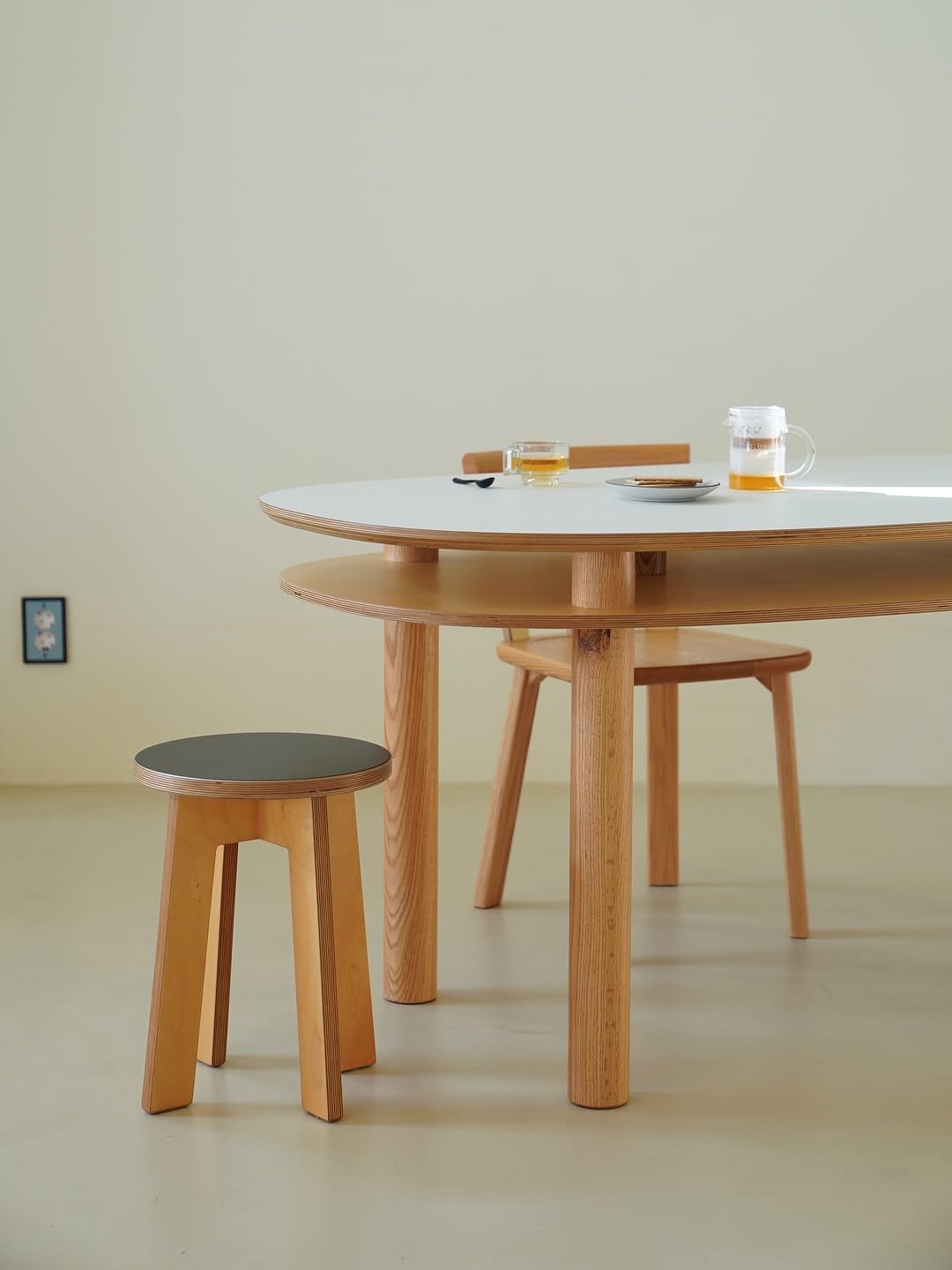 Photo shared by 언커먼하우스 UNCOMMON HOUSE on September 15, 2025 tagging @uncommonhouse. May be an image of table, dining table and text.
