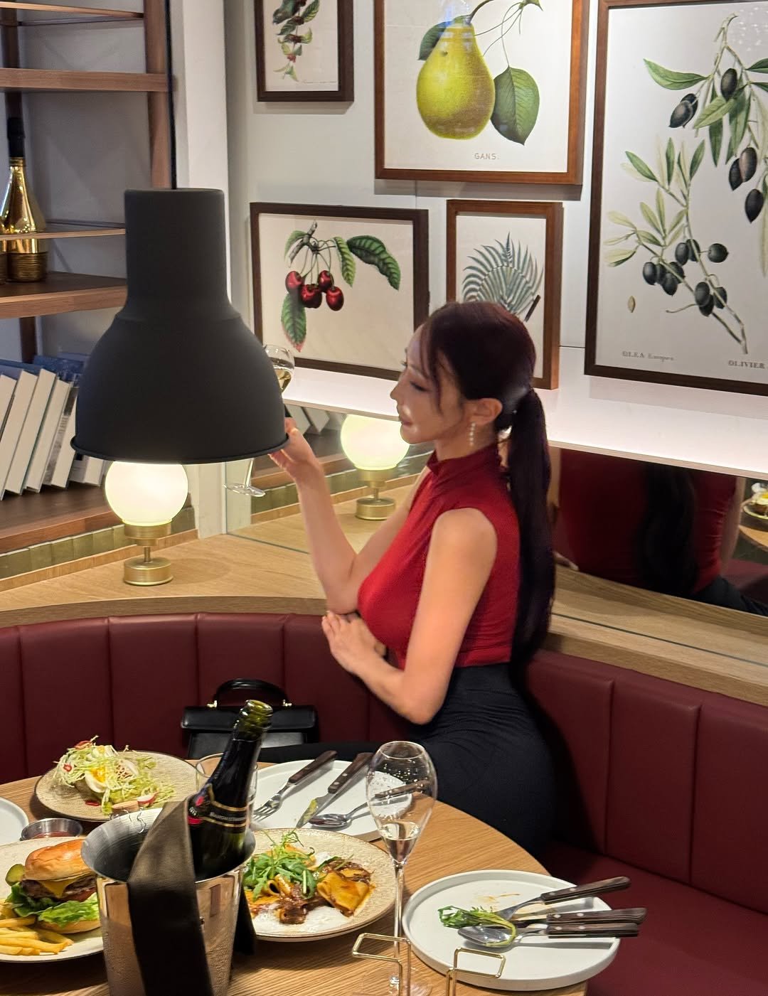 Photo shared by 연꽃사슴🪷🦌 on September 18, 2025 tagging @jake_itaewon. May be an image of 1 person, lamp shade, pear, dining table and text.