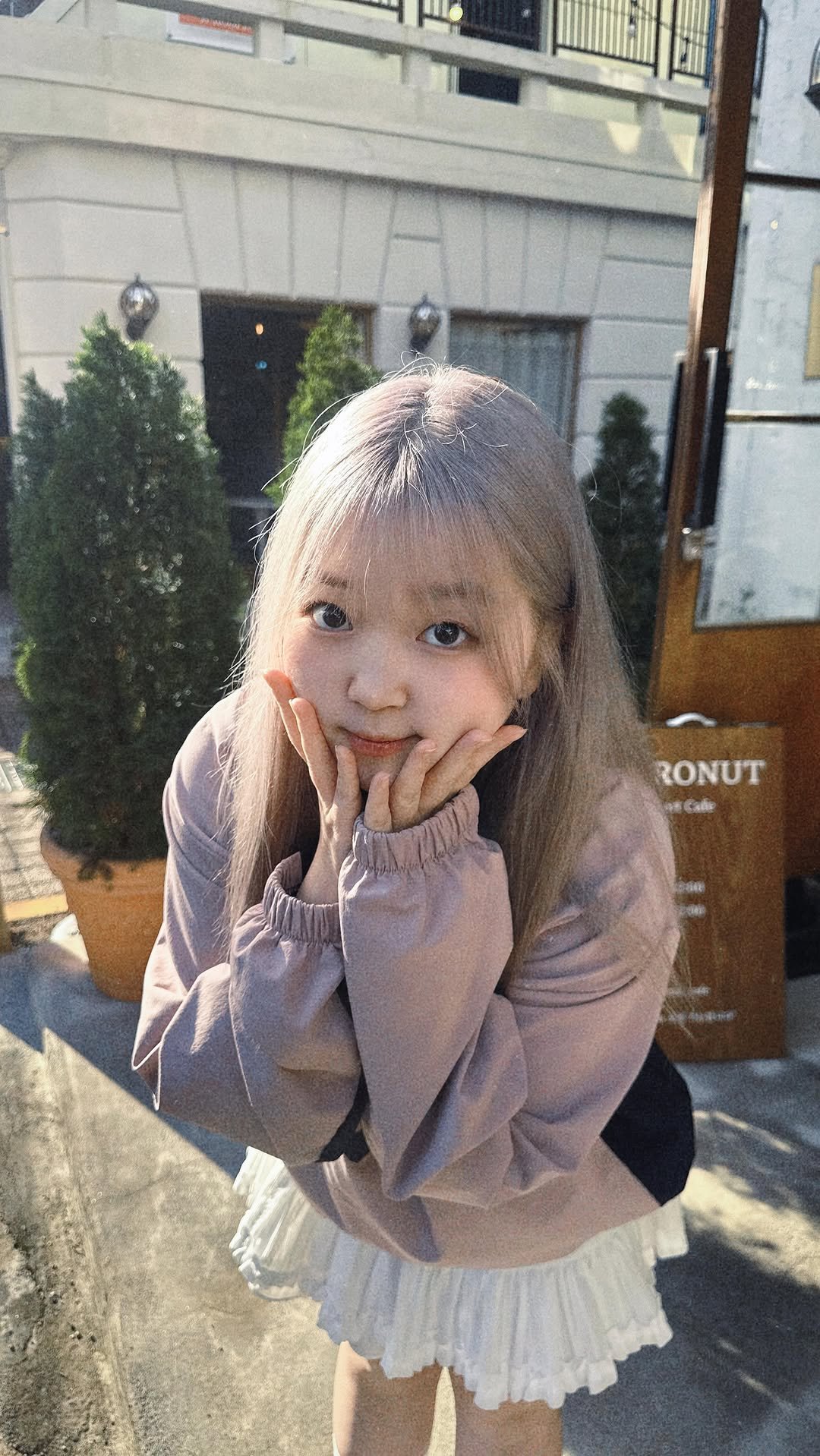 unis_xx 게시물 이미지: 휴대폰으로 간단하게 필름 사진찍기📸
스냅 느낌 낭낭하게 나와서...