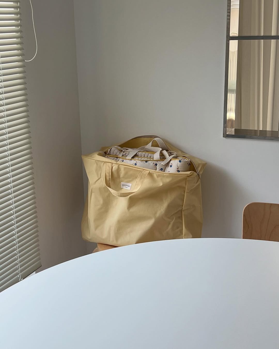 Photo shared by 유 어 메 세 지 on May 29, 2025 tagging @urmessage_. May be an image of newspaper, plastic bag and garbage.