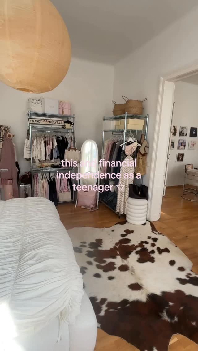 urmom_sushi 게시물 이미지: i love my house #pinterest
#apartmenttour...