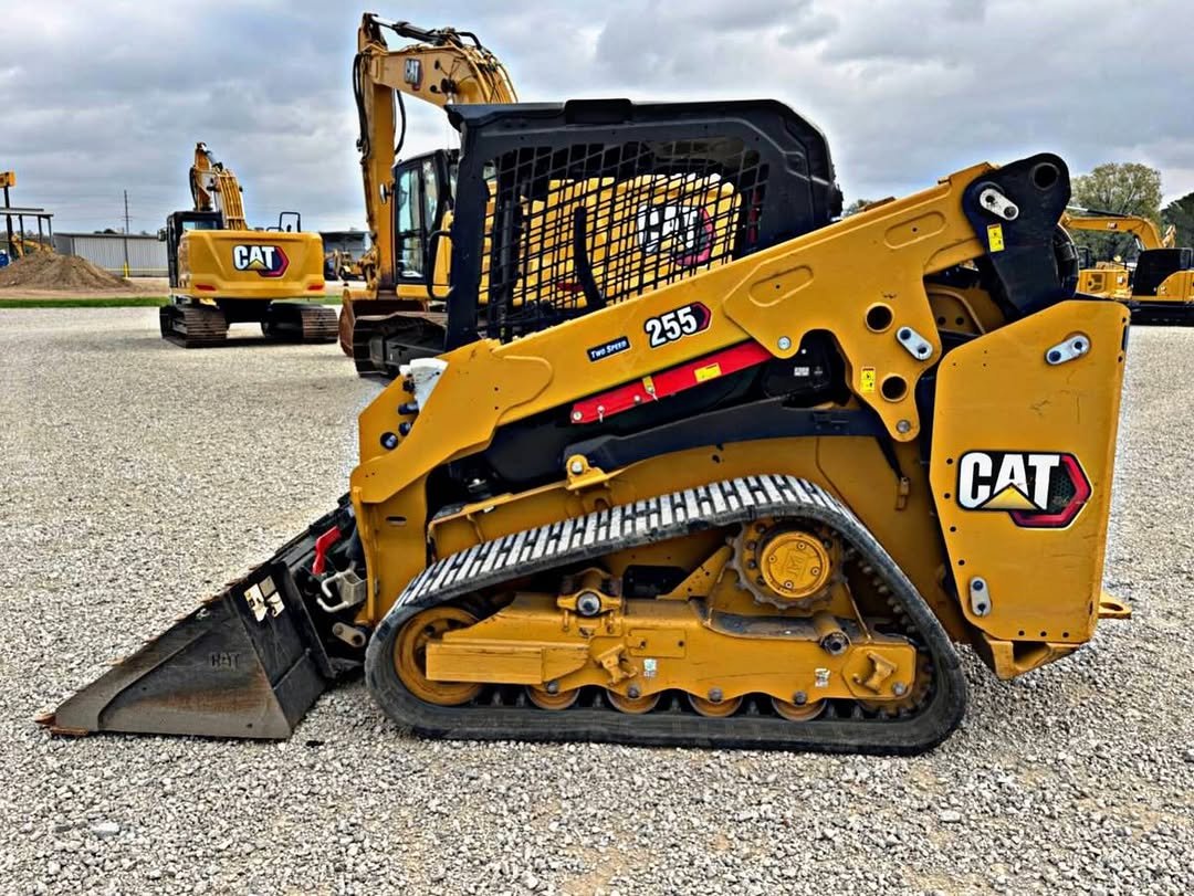 used_construction_equipment 게시물 이미지: 🚨2024 CAT 255🚨
⏱️ 615 hours ⏱️
💰$59,900...