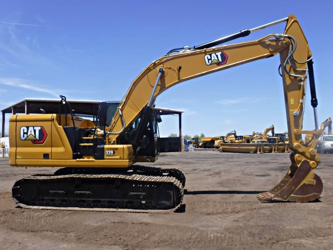 used_construction_equipment 게시물 이미지: 🚨2023 CAT 320🚨
⏱️ 1,025 hours ⏱️
💰$207,000...