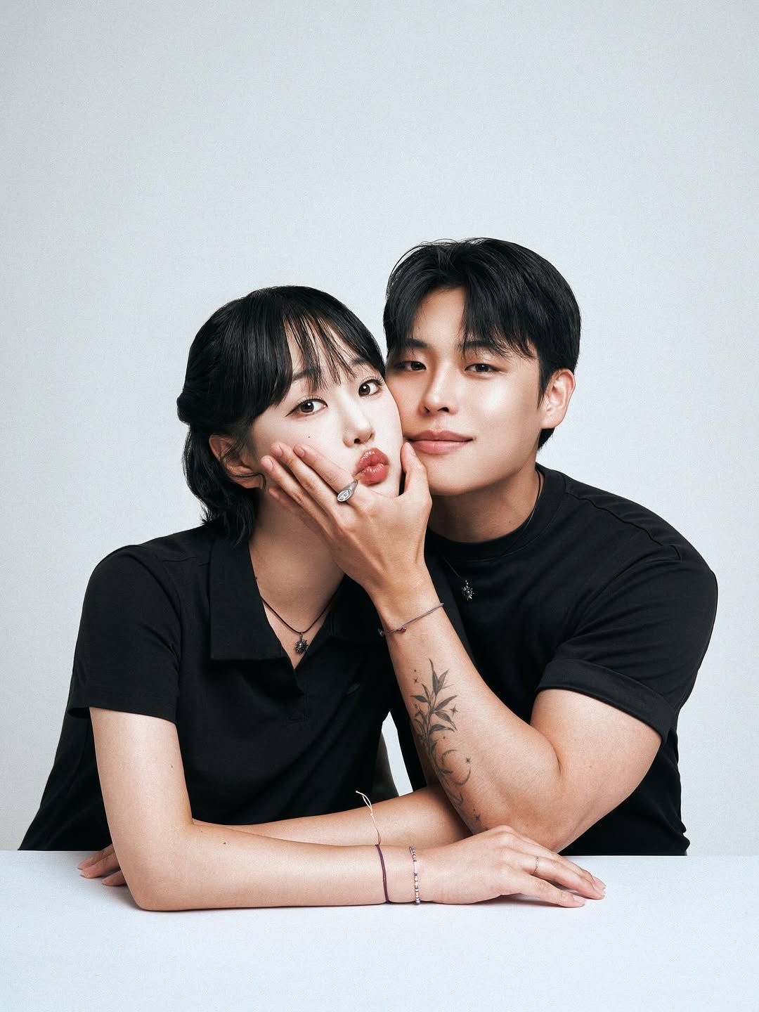 Photo shared by 우리싸우지말자 on August 07, 2025 tagging @fayper_. May be an image of one or more people and bangs.