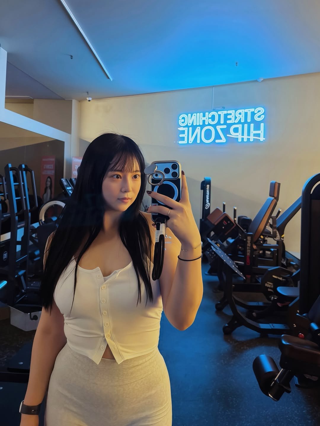 uuu_mk158 게시물 이미지: 이제 조금씩 괜찮아져서 다시 웨이트 해보려고 합니다,,
근 한 달 동안 하루에...