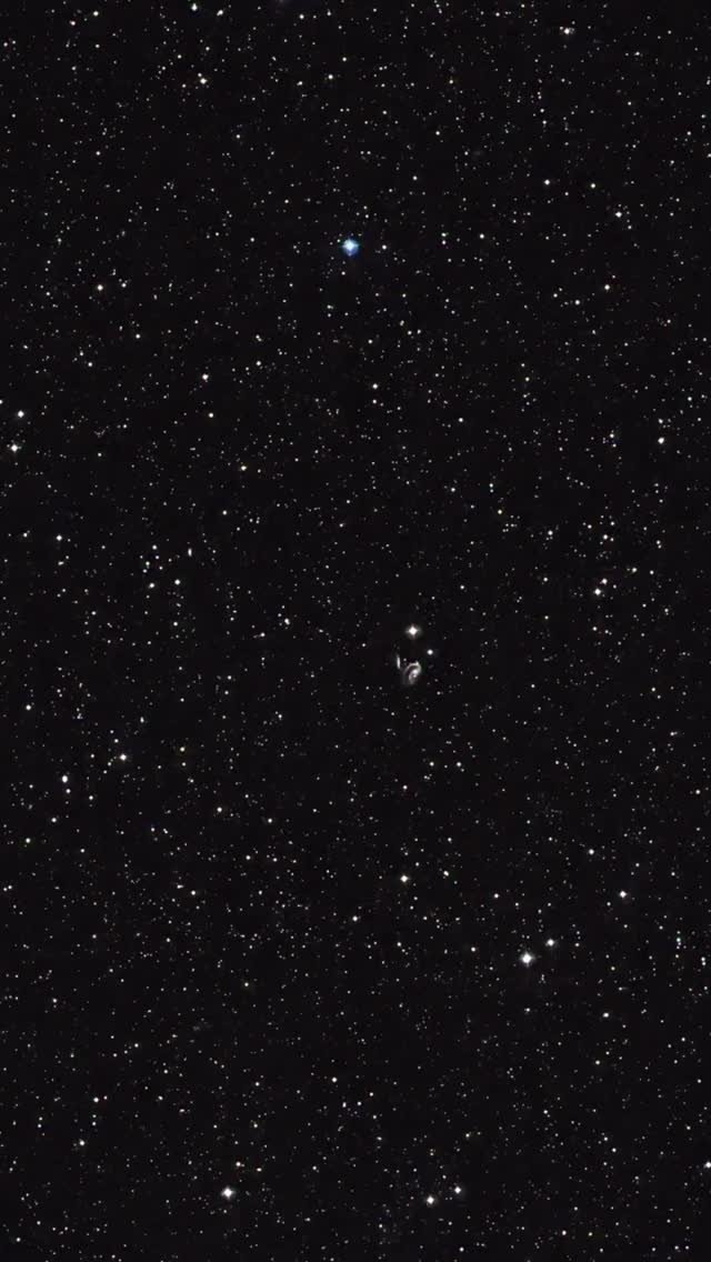 uzaybilimlerii 게시물 이미지: 300 milyon ışık yılı ötede iki galaksi...