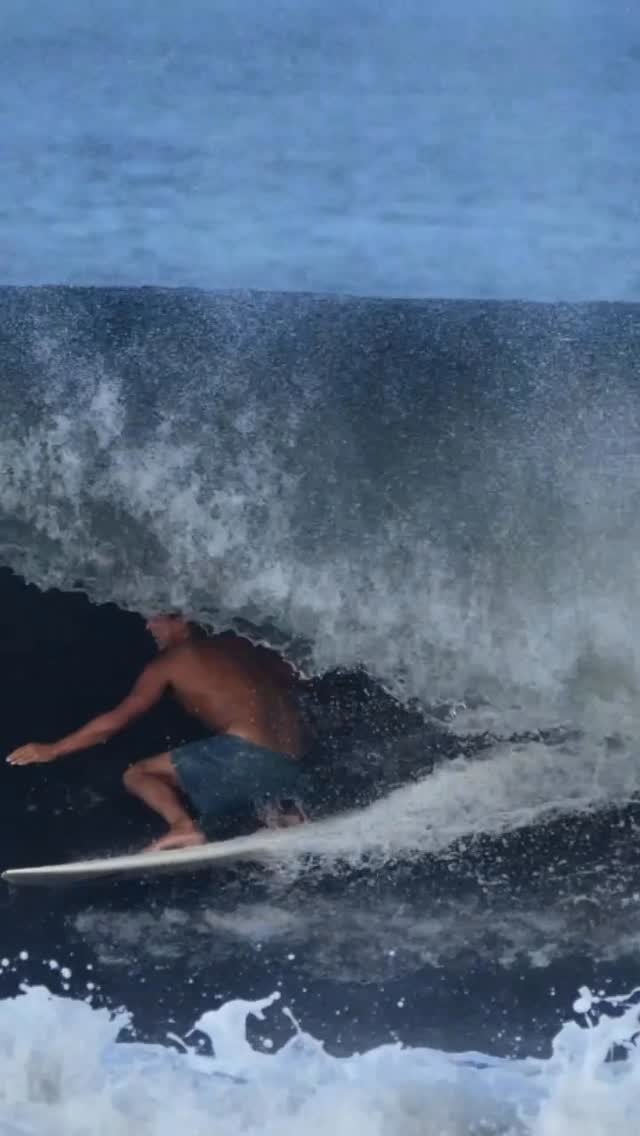 vanssurf 게시물 이미지: @knostthankyou in Nica, knifing his...