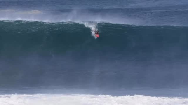 vanssurf 게시물 이미지: @tomeloweyo and today’s lesson in XL paddle...