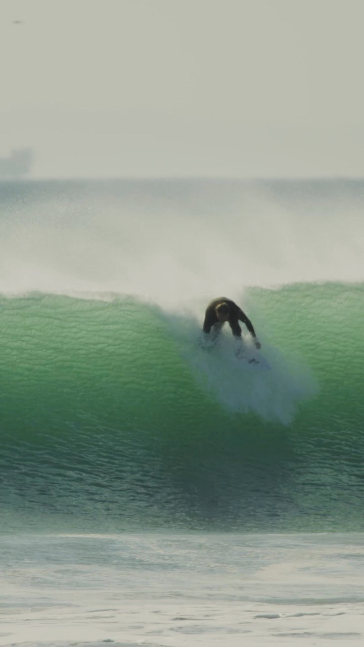vanssurf 게시물 이미지: The art of the angled takeoff. @sealtooth max...