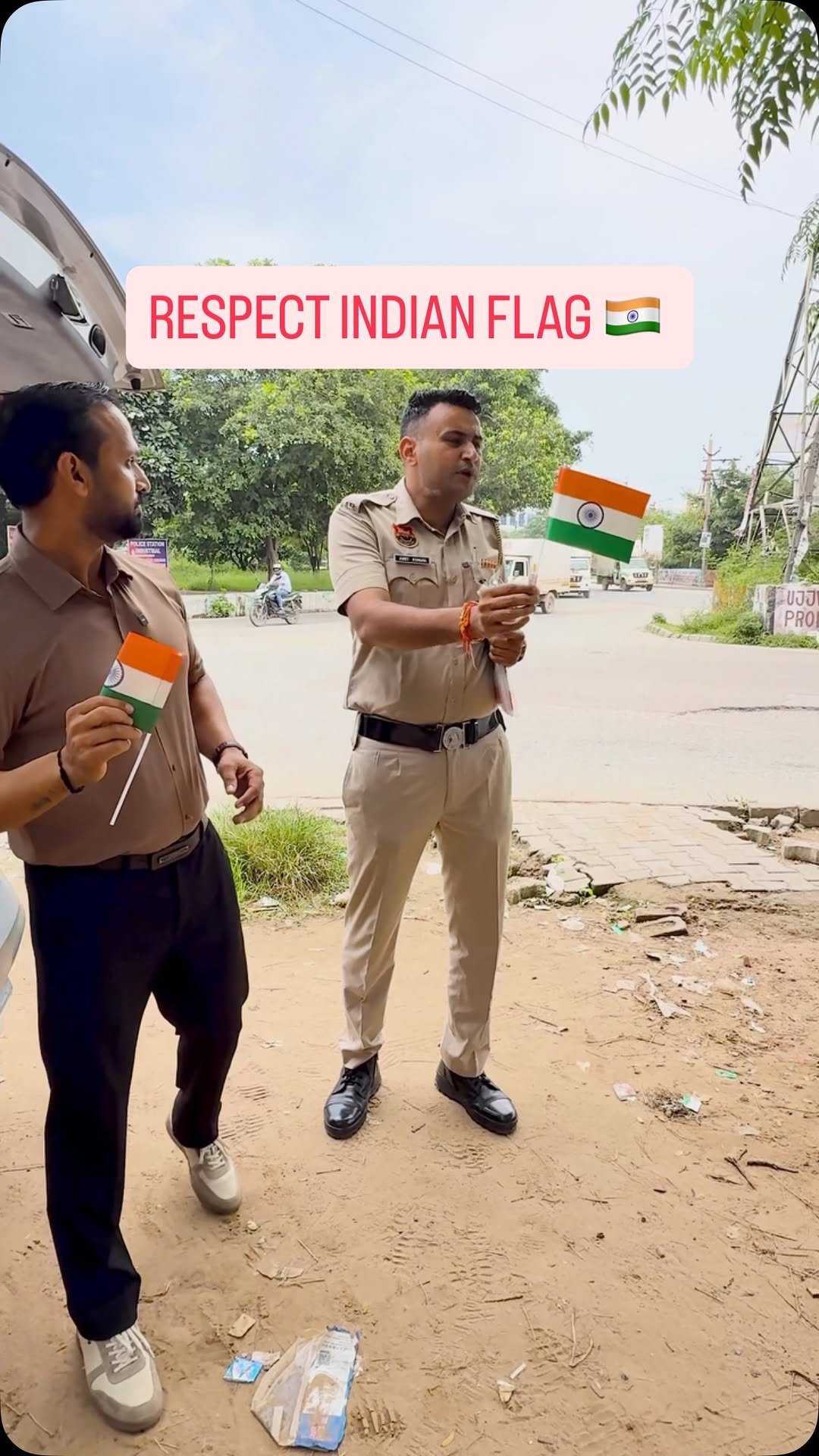 vardiwala0007 게시물 이미지: Respect the flag 🇮🇳 — never throw it on the...