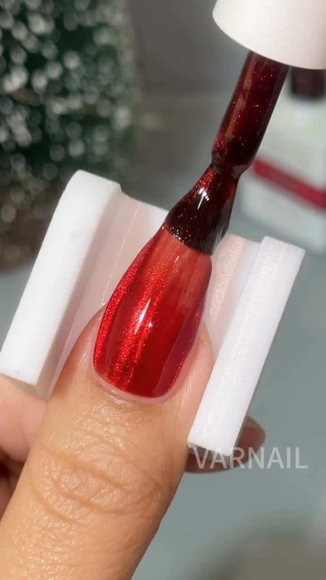 varnailcom 게시물 이미지: 🎅🌹NEW! Dark Rose Cat Eye Set❤️Which color is...