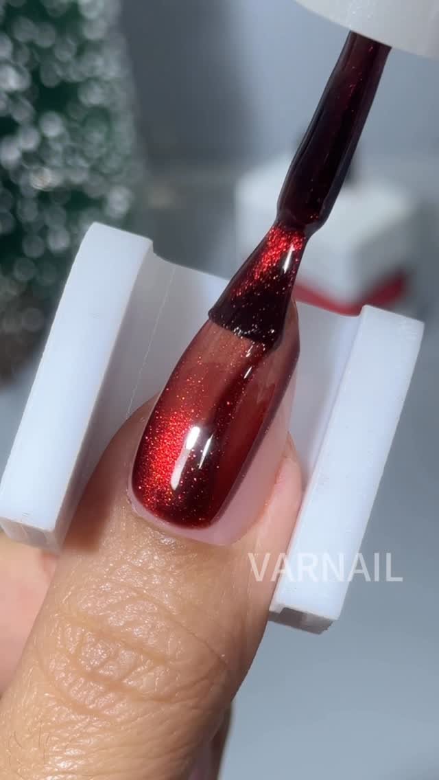 varnailcom 게시물 이미지: 🎅NEW! Dark Rose Cat Eye Gel CEDR04 Vampire...