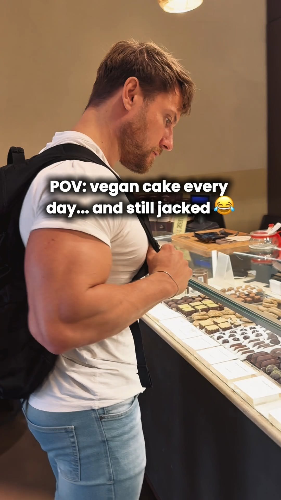 veganbowls 게시물 이미지: I could eat cake every day… who can relate!?...