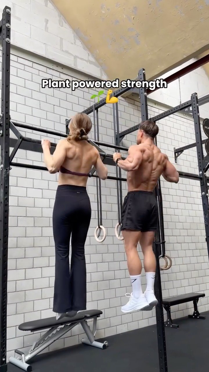 veganbowls 게시물 이미지: Two vegan athletes showing that you can be...