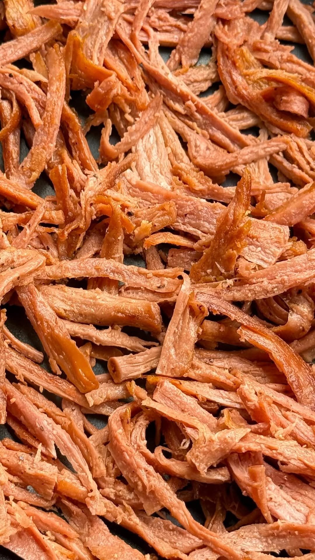vegangirlboss 게시물 이미지: tell me this doesn’t look like meat 🍖🔍

most...