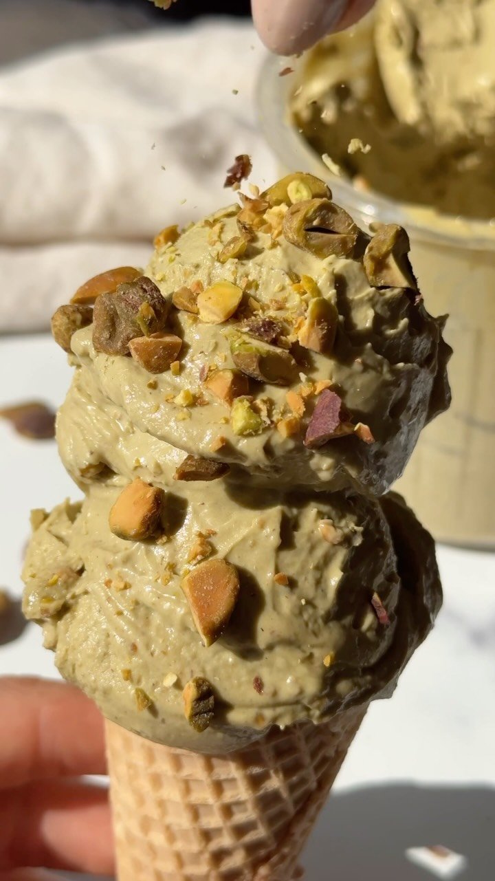 veggieworldrecipes 게시물 이미지: ✨Pistachio Protein Ice Cream✨

This pistachio...