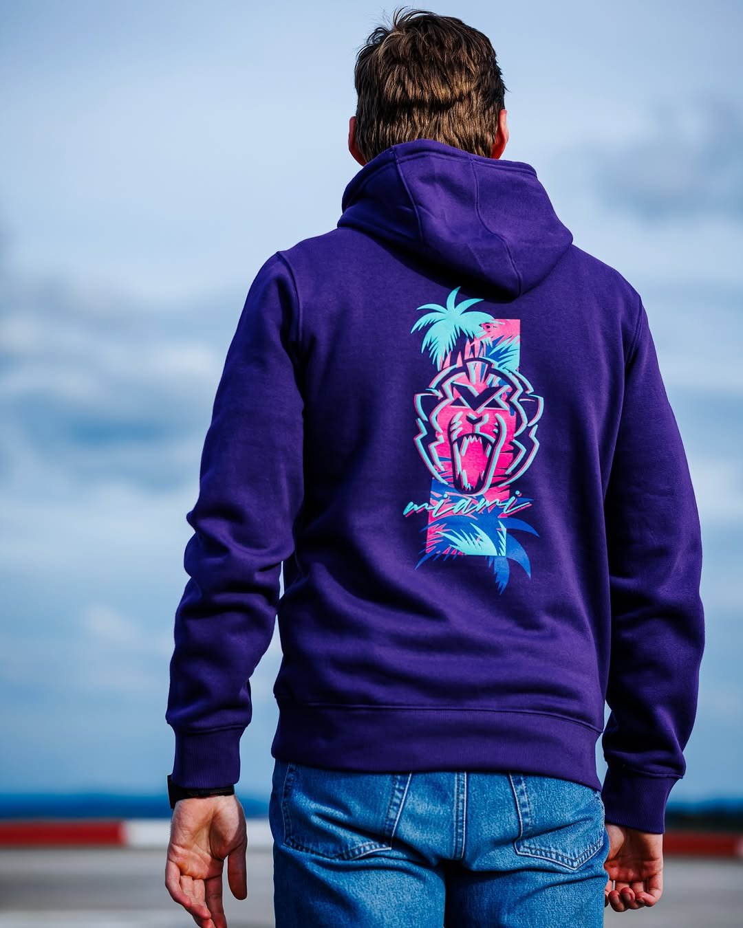 Photo by Verstappen.com on April 26, 2026. May be an image of heart, fleece, sweatshirt, parka, sportswear and text.