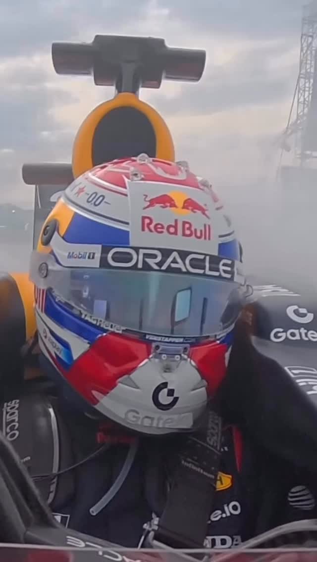 verstappencom 게시물 이미지: 🍩 DONUTS!!! 

📍 Hangar-7, Salzburg 
📆 June 4, 2025