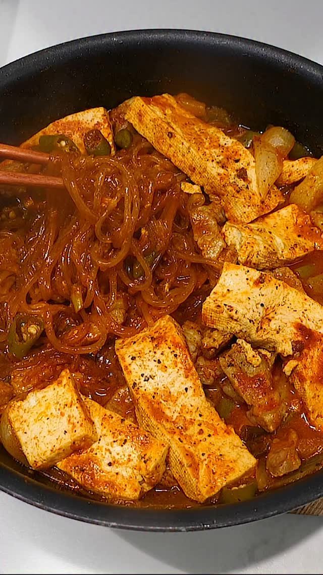 very_simplecooking 게시물 이미지: 최소 밥 3공기 그냥 사라집니다.

#두부짜글이