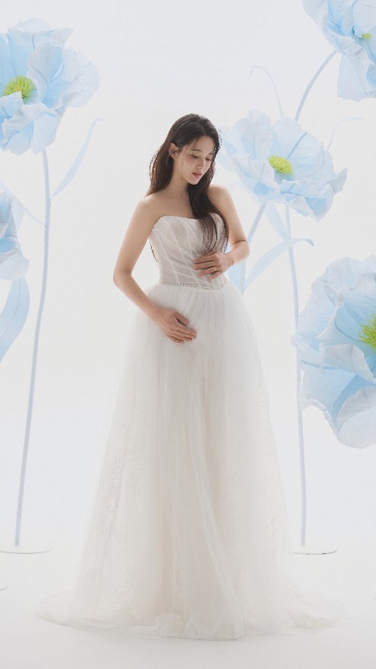 verygoodwedding 게시물 이미지: ⠀
𝗕𝗿𝗶𝗱𝗮𝗹 𝗢𝗻𝘂 𝟐𝟎𝟐𝟔 𝑴𝒂𝒕𝒆𝒓𝒏𝒊𝒕𝒚...