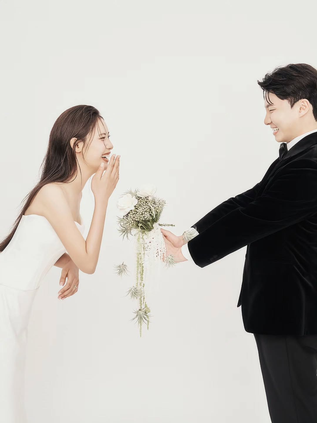 verygoodwedding 게시물 이미지: ⠀
𝗠𝗼𝗸𝗵𝘄𝗮 𝗦𝘁𝘂𝗱𝗶𝗼 𝟐𝟎𝟐𝟔 𝑹𝒆𝒂𝒍 𝑩𝒓𝒊𝒅𝒆...