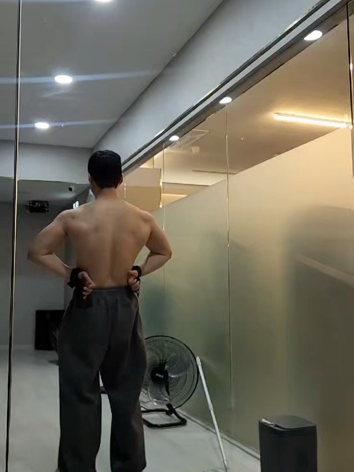 verysolid_ 게시물 이미지: 